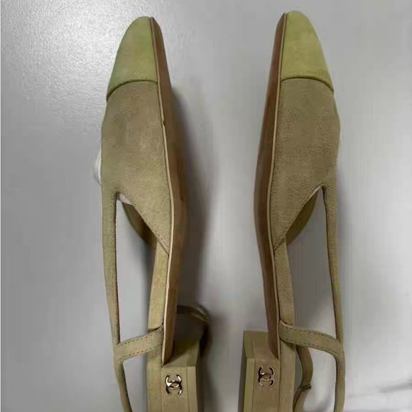 Chanel yellow suede slingback 36.5/6.5-7 NWOT - Picture 4 of 4